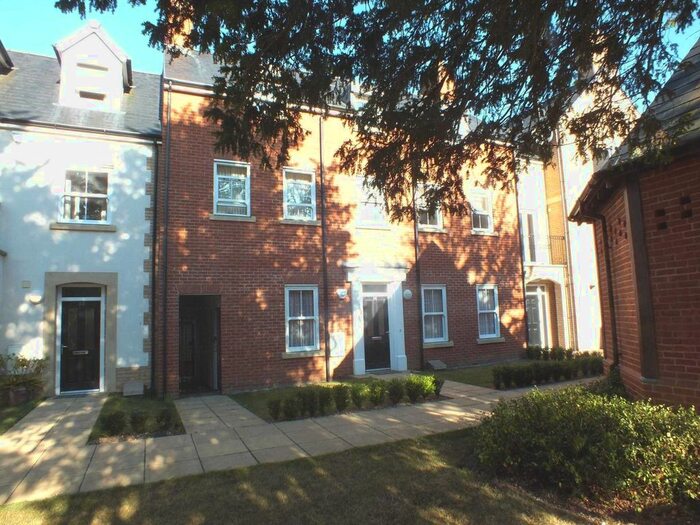 2 Bedroom Flat To Rent In Church View, St Neots, PE19