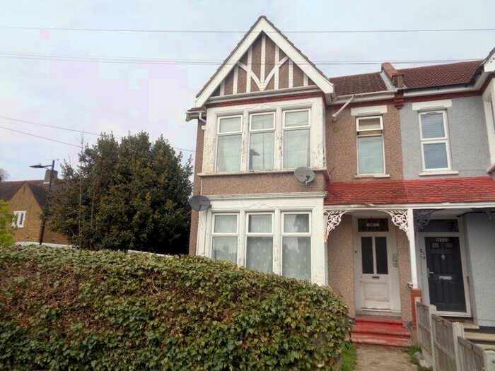 1 Bedroom Flat To Rent In York Road, Southend-On-Sea, SS1