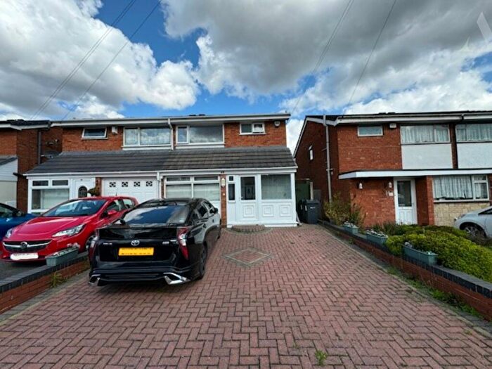 3 Bedroom Semi-Detached House For Sale In Manor Gardens, Stetchford, Birmingham, West Midlands, B33