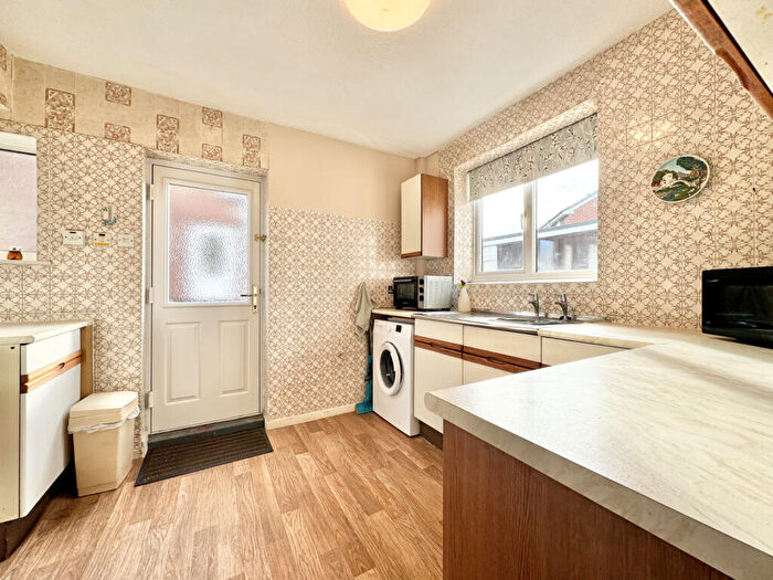 2 Bedroom Semi-Detached House For Sale In Lyndon Avenue, Garforth, LS25