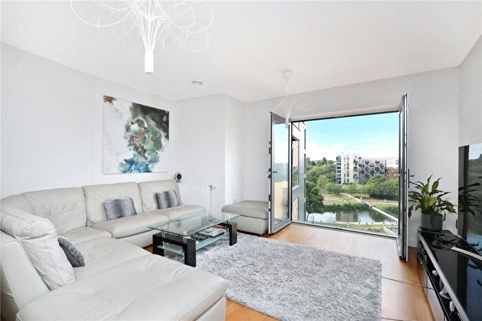 2 Bedroom Apartment To Rent In Lakeside Drive, Park Royal, London, NW10