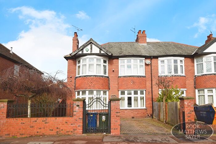 3 Bedroom Semi-Detached House To Rent In Rokeby Drive, Newcastle Upon Tyne, NE3