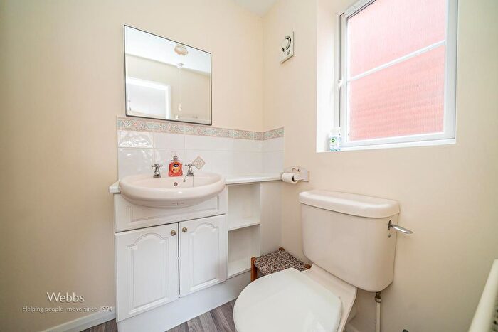 3 Bedroom Detached House For Sale In Wood Common Grange, Pelsall, Walsall, WS3