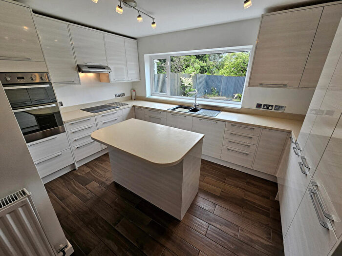 6 Bedroom Detached House To Rent In Fieldway, Weaverham, Northwich, Cheshire, CW8