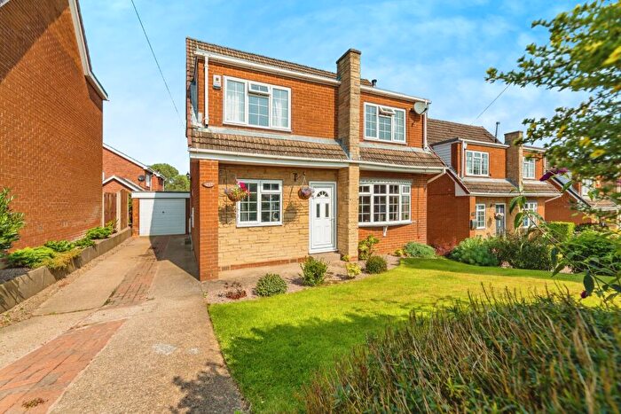 3 Bedroom Detached House For Sale In Thompson Hill, Sheffield, South Yorkshire, S35