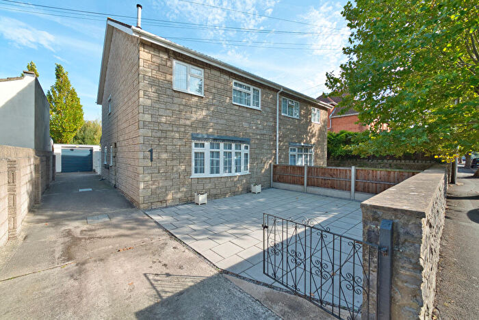 4 Bedroom Semi-Detached House For Sale In Hughenden Road, BS23