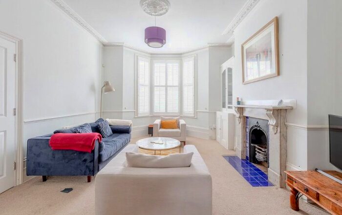 4 Bedroom Maisonette To Rent In Devonshire Drive, Canary Wharf, SE10