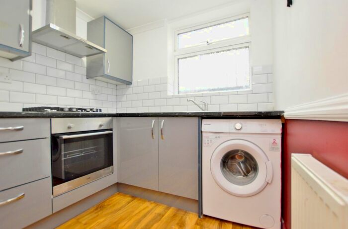 1 Bedroom Flat To Rent In Balaam Street, Plaistow, London, E13