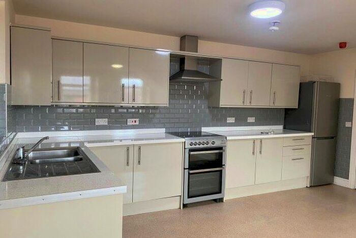 1 Bedroom Flat To Rent In Main Street, Rotherham, S60