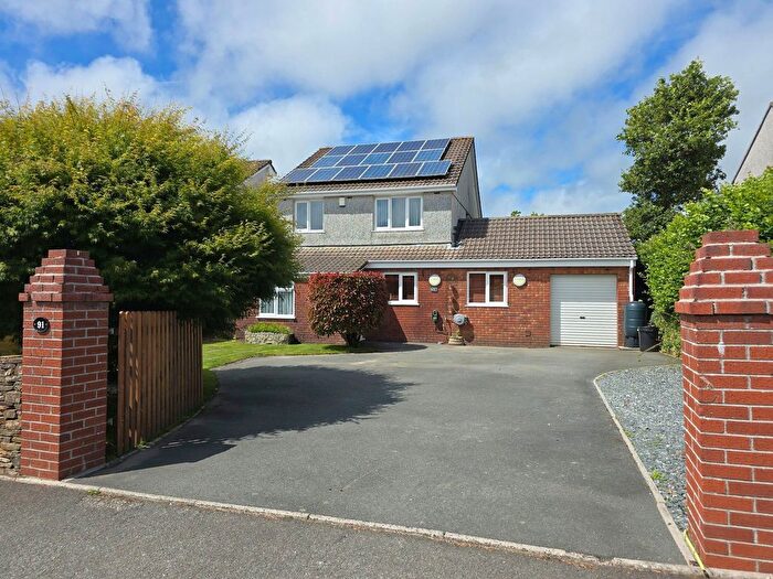 4 Bedroom Detached House For Sale In Broad Park Road, Bere Alston, Devon, PL20