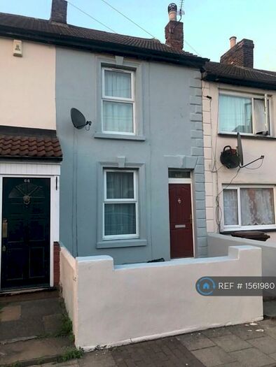 2 Bedroom Terraced House To Rent In Trafalgar Street, Gillingham, ME7