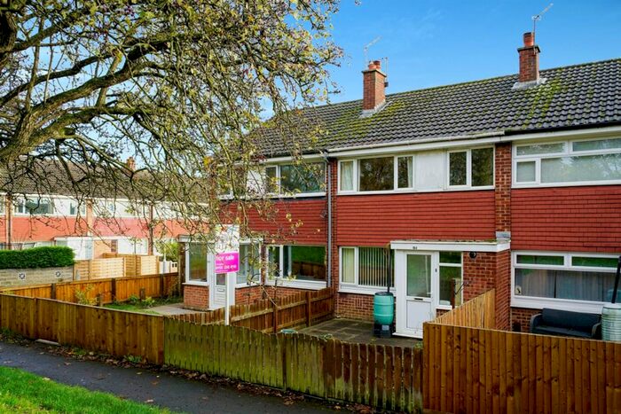 3 Bedroom Property To Rent In Coal Road, Leeds, LS14