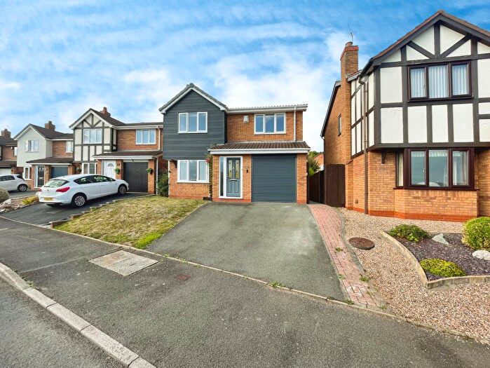 4 Bedroom Detached House For Sale In The Maltings, Stapenhill, Burton-on-Trent, DE15