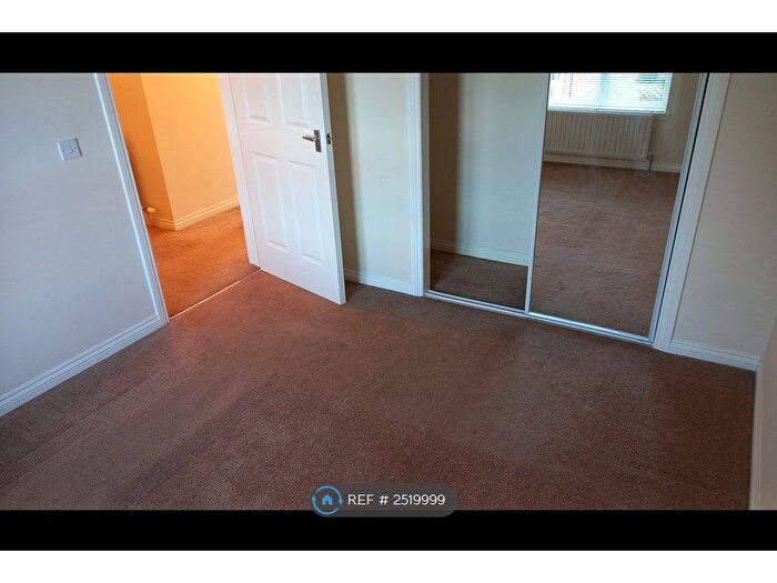 1 Bedroom Flat To Rent In Rowan Wynd, Paisley, PA2
