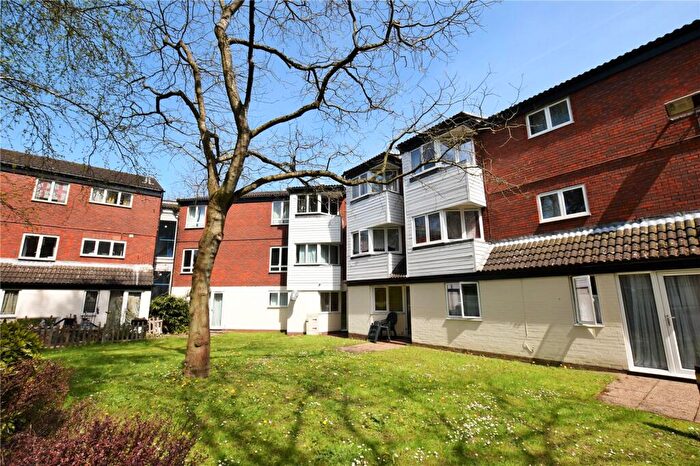 Studio To Rent In Mount Lane, Bracknell, Berkshire, RG12