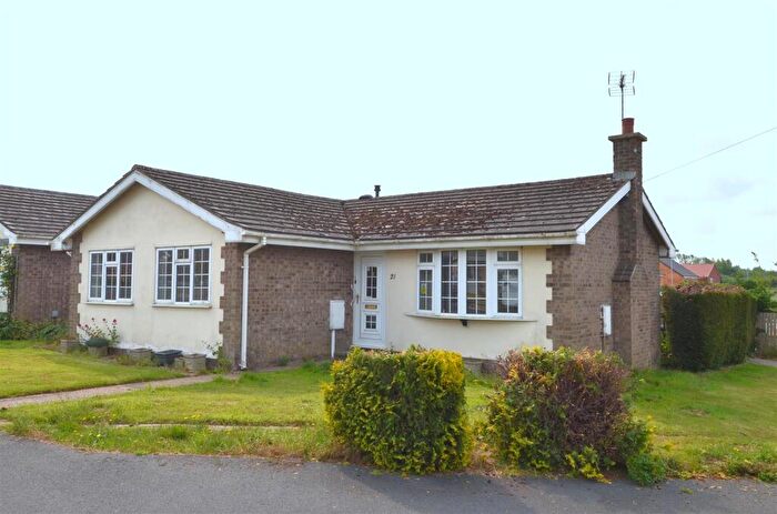3 Bedroom Detached Bungalow For Sale In Banovallum Gardens, Horncastle, LN9