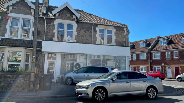 2 Bedroom Flat To Rent In The Sovereign Centre, High Street, Weston-Super-Mare, BS23