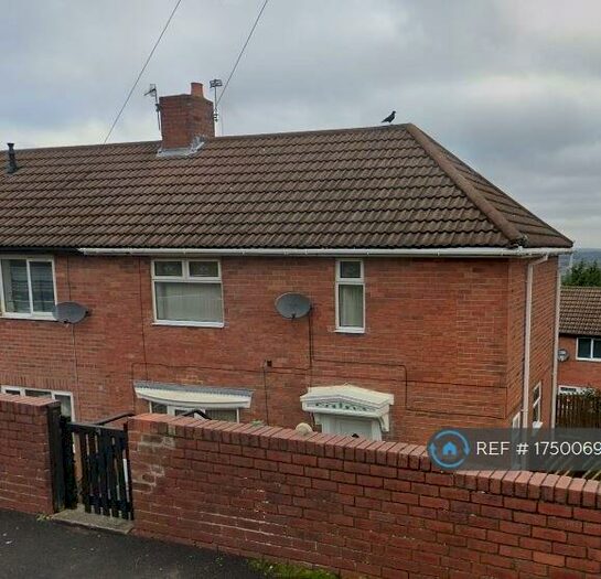3 Bedroom Semi-Detached House To Rent In Medway Crescent, Gateshead, NE8