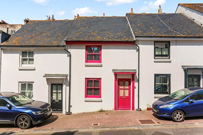 2 Bedroom Terraced House For Sale In Brunswick Street East, Hove, BN3