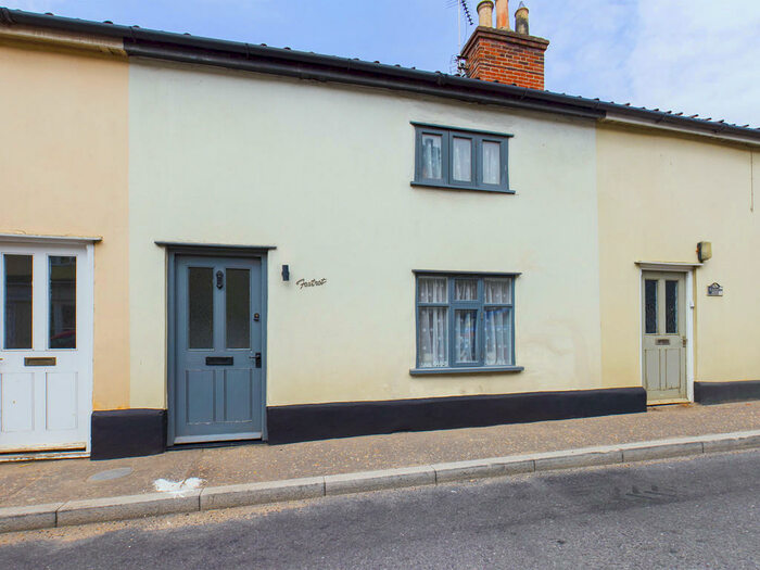 2 Bedroom Cottage For Sale In The Street, Dickleburgh, Diss, IP21