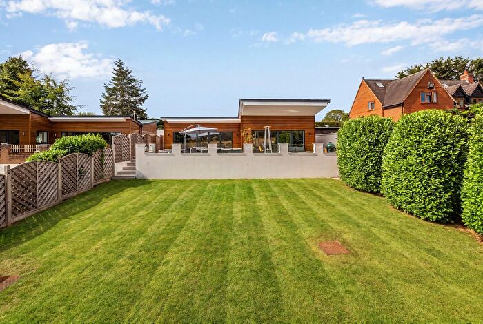 4 Bedroom Detached Bungalow For Sale In Marlow Road, Marlow, SL7