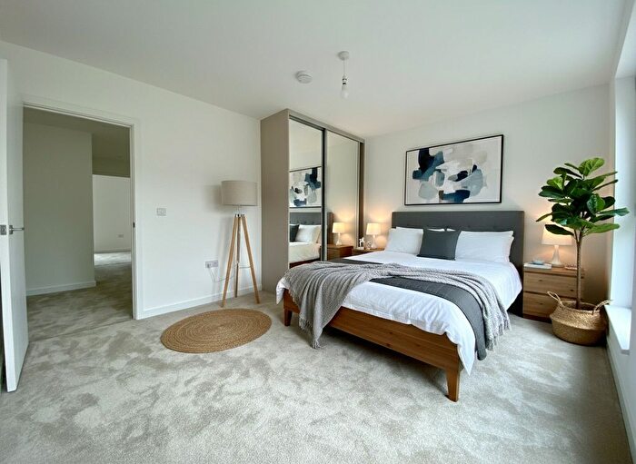 2 Bedroom Flat For Sale In - Shipbuilding Way, London, Greater London, E13