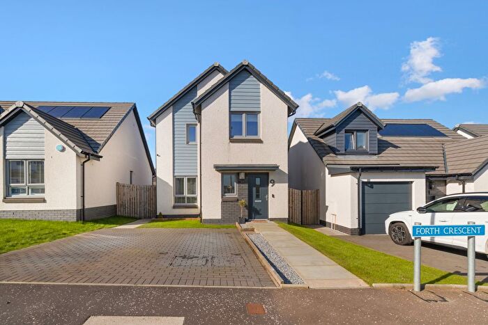 3 Bedroom Detached House For Sale In Forth Crescent, Bo'ness, EH51
