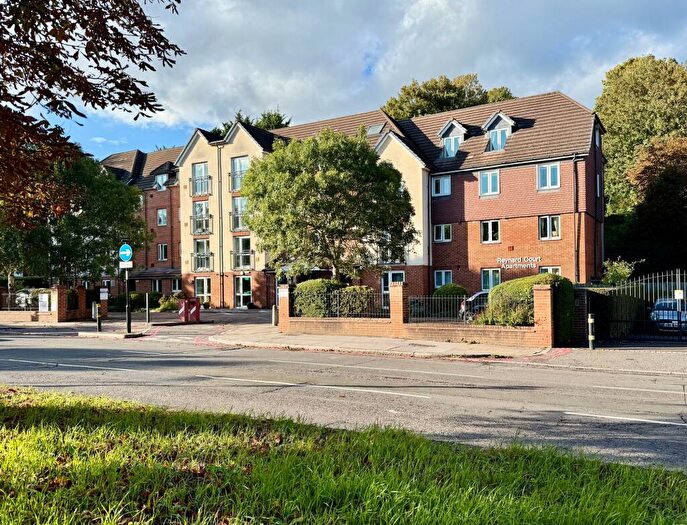 1 Bedroom Apartment For Sale In Foxley Lane, Reynard Court, CR8