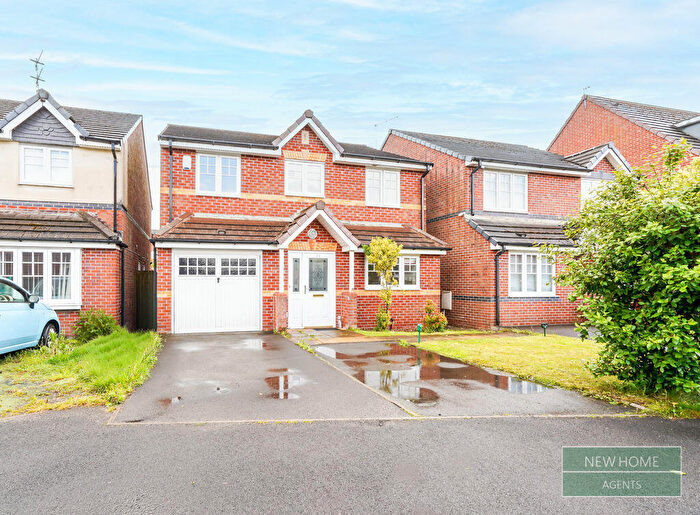 4 Bedroom Detached House For Sale In Kilmaine Avenue, Manchester, M9