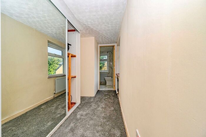 3 Bedroom End Of Terrace House For Sale In West Street, Dunstable, Bedfordshire, LU6