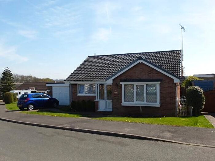 3 Bedroom Bungalow To Rent In Wroxham Drive, Bramley, Rotherham, S66