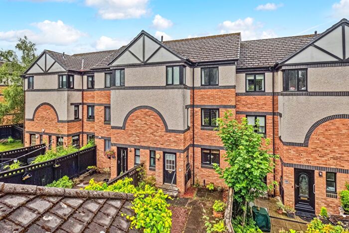 4 Bedroom Town House For Sale In Dunellan Road, Milngavie, East Dunbartonshire, G62