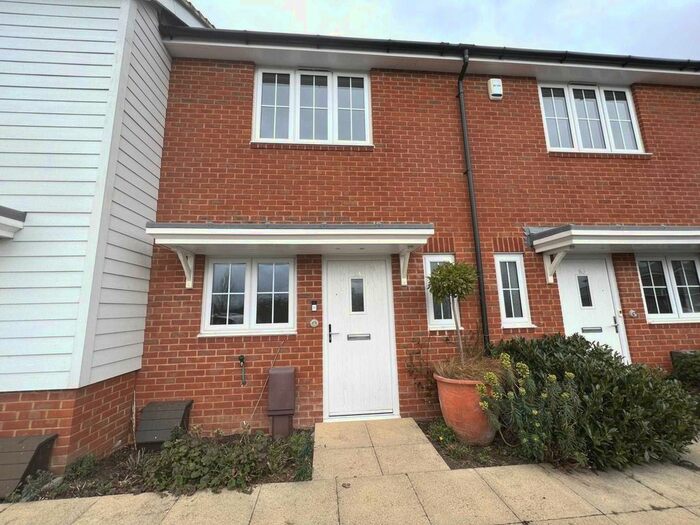 2 Bedroom Terraced House To Rent In Lakeland Avenue, Bognor Regis, PO21