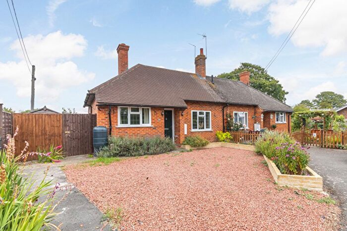 2 Bedroom Semi-Detached House For Sale In Rymans Crescent, East Hagbourne, OX11