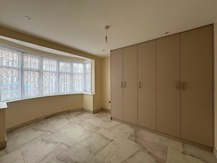 4 Bedroom Terraced House To Rent In Carlyon Close, Wembley, HA0
