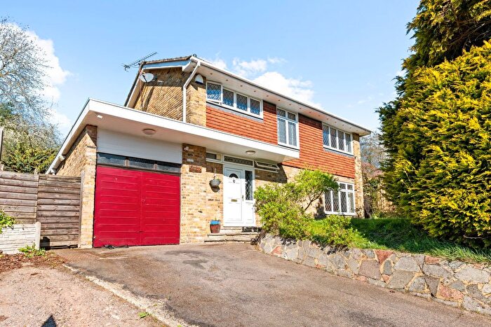 3 Bedroom Detached House For Sale In Church Lane Avenue, Coulsdon, CR5