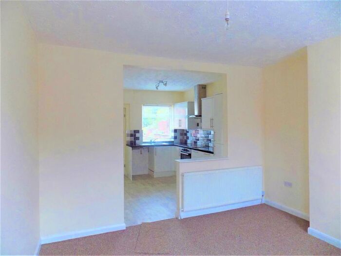 3 Bedroom Terraced House To Rent In Mill Lane, Treeton, Rotherham, S60