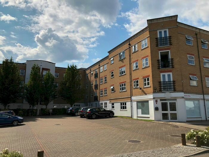 1 Bedroom Flat To Rent In Glaisher Street, London, SE8