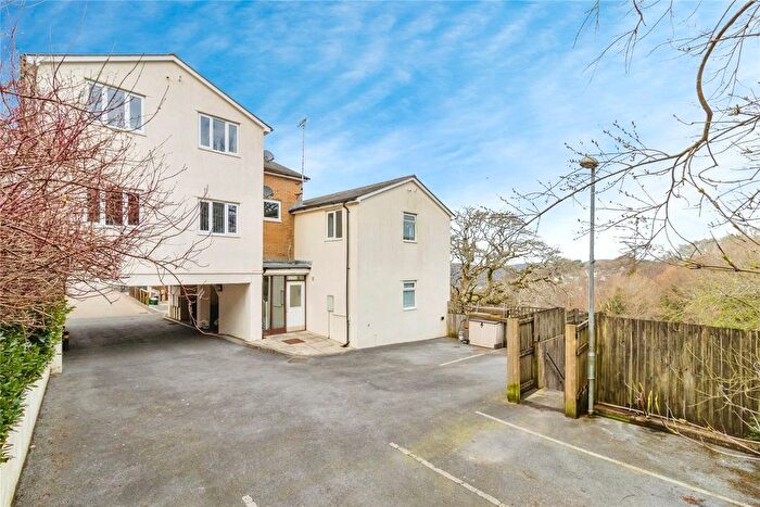 2 Bedroom Maisonette For Sale In Chestnut Grove, Dartmouth, Devon, TQ6