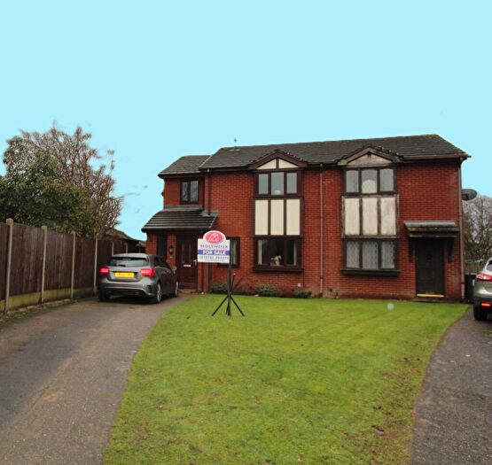 3 Bedroom Semi Detached House For Sale In Ruabon, Wrexham, LL14