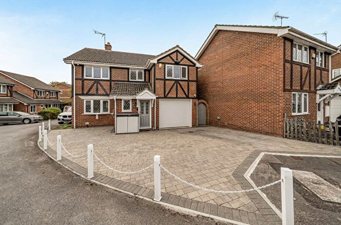 4 Bedroom Detached House For Sale In Farley Copse, Bracknell, Berkshire, RG42