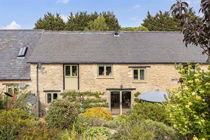 3 Bedroom Barn Conversion For Sale In Signet, Burford, OX18
