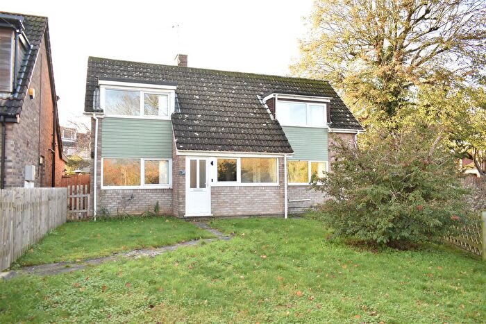 4 Bedroom Detached House To Rent In Hicks Common Road, Winterbourne, Bristol, BS36