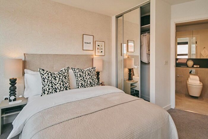 1 Bedroom Apartment To Rent In The Octagon, Birmingham, B3