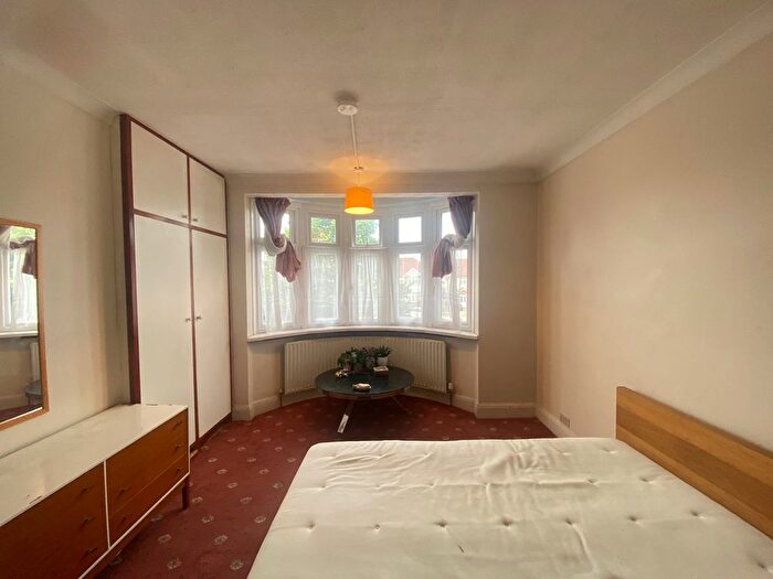 1 Bedroom Flat To Rent In Creffield Road, Ealing, W5