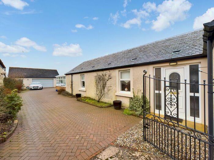 3 Bedroom Cottage For Sale In Broadhouselea, Cleghorn, ML11