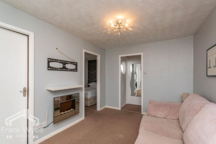 1 Bedroom Flat To Rent In The Hamlet, Lytham St Annes, Lancashire, FY8
