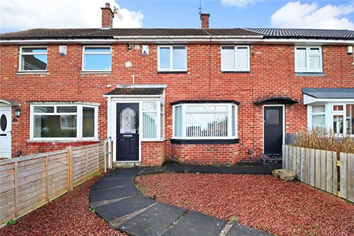 3 Bedroom Semi-Detached House For Sale In Portsmouth Square, Sunderland, Tyne And Wear, SR4