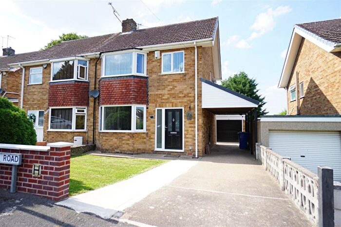 3 Bedroom Property For Sale In Ling Road, Walton, Chesterfield, S40