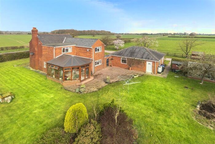 4 Bedroom Detached House For Sale In Ashfield Ash Lane, Little Fenton, Leeds, LS25